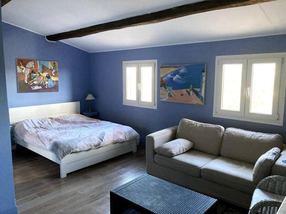 라콜레쉬르로 Agreable Chambre D'Hotes Avec Vue Sur Les Collines 아파트 외부 사진